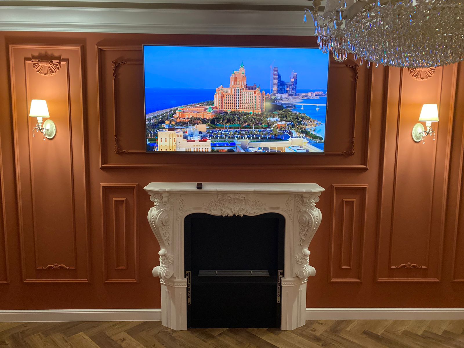 Гипсовый портал с биокамином Firezo