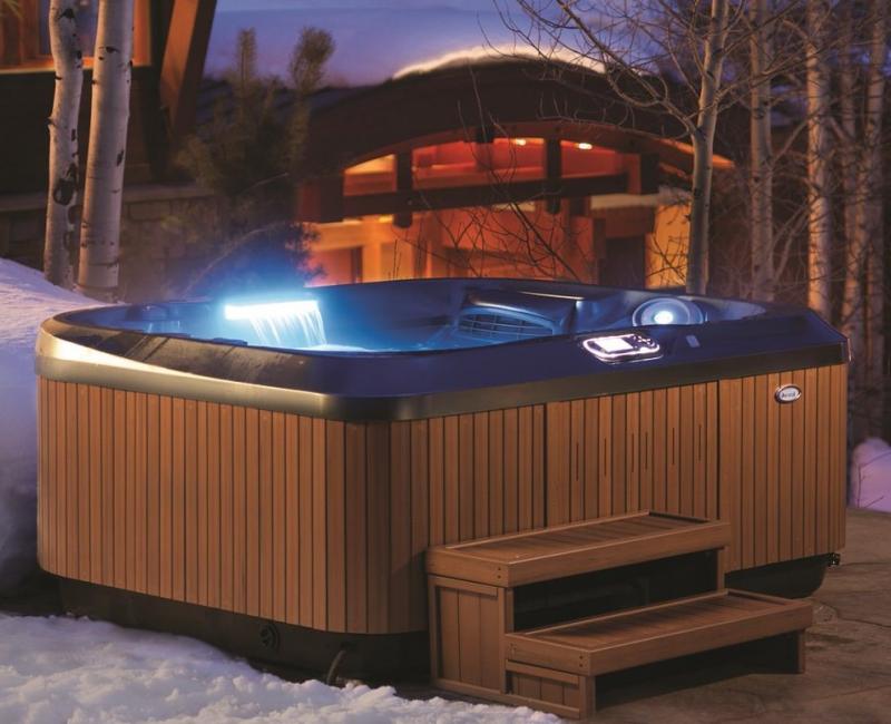 SPA бассейн для зимнего отдыха